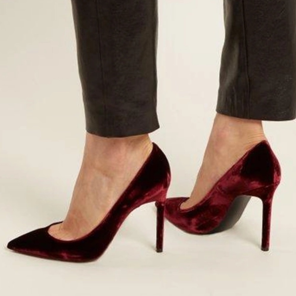 Saint Laurent | Velvet Anja Pumps